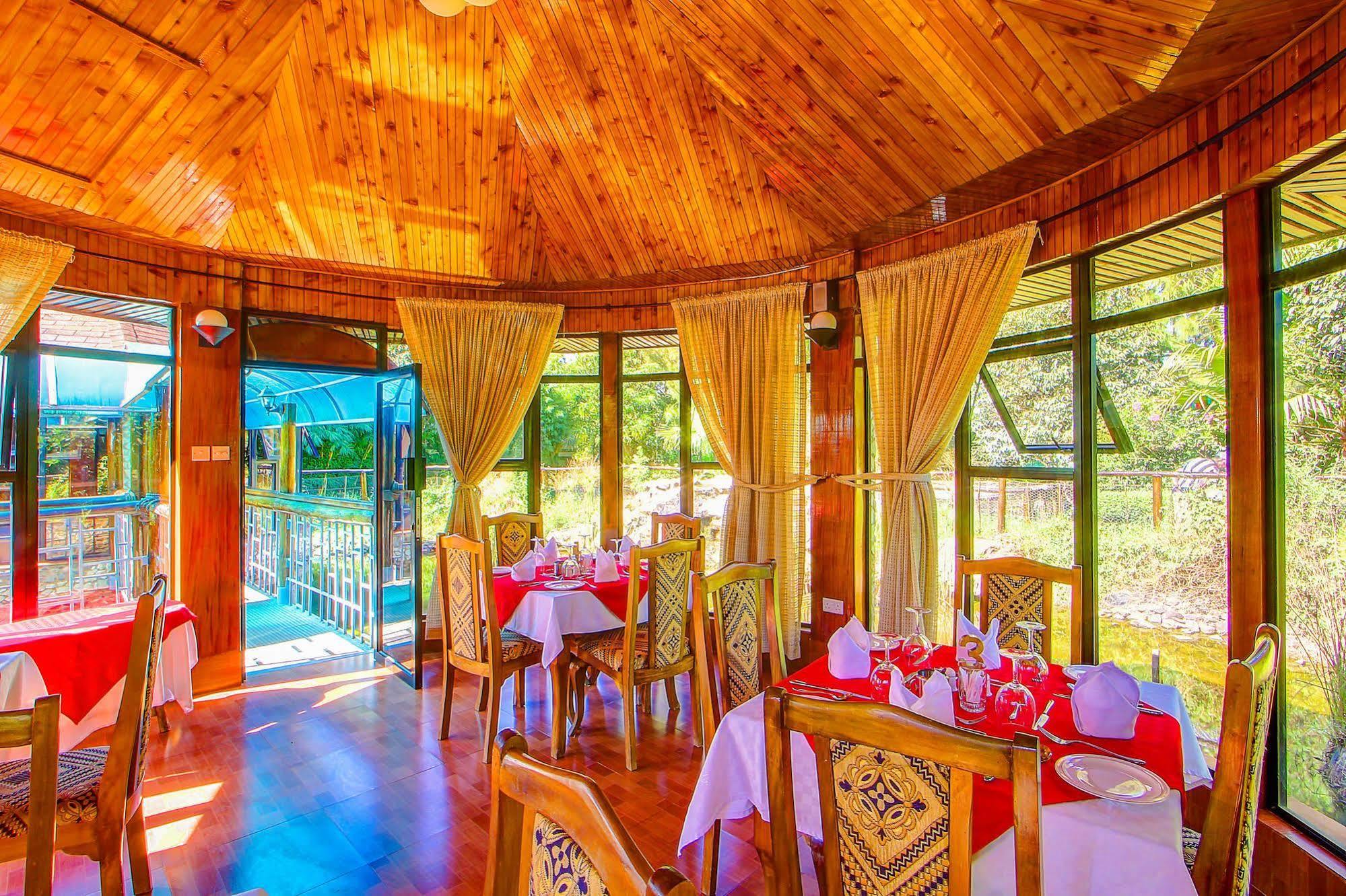 Poa Place Resort & Hotel - Where Nature Meets Comfort Eldoret Kültér fotó
